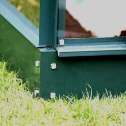 Petite Serre Allium Venus 2,5m² En Aluminium Laqué Vert Et Verre Trempé 3mm + Embase Incluse - Natura Lams -Jardin Serre Boutique petite serre allium venus 25m en aluminium laque vert et verre trempe 3mm embase incluse natura lams 3