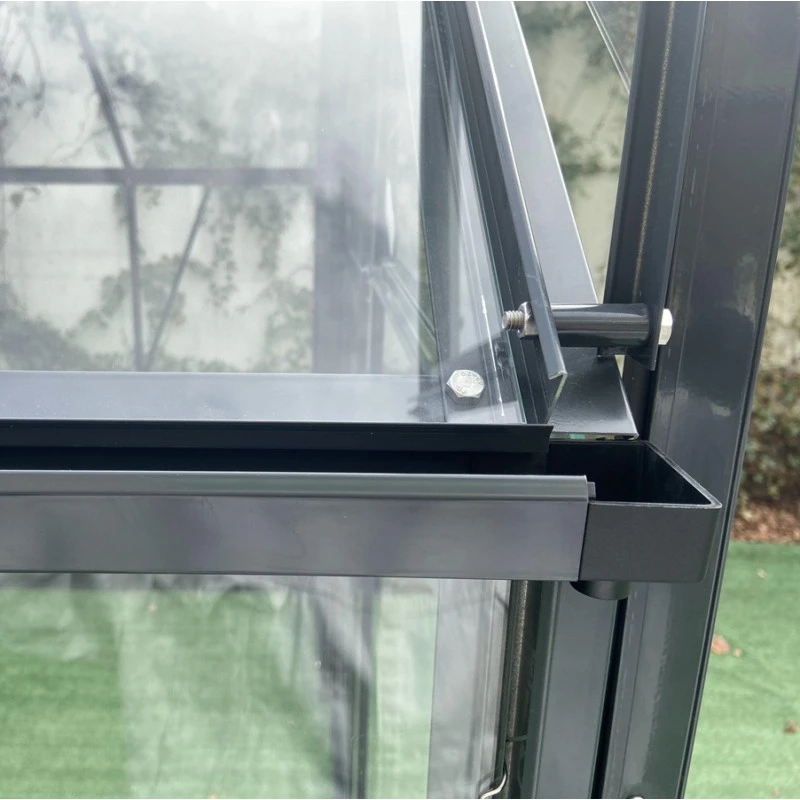 Serre De Jardin 8,98m² En Aluminium Anthracite Et Verre Trempé 4mm - Green Protect 12 Serre De Jardin 8,98m² En Aluminium Anthracite Et Verre Trempé 4mm - Green Protect – Image 10