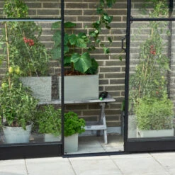 Serre De Jardin Adossée 1,2m² Qube Lean-to 26 Noire En Verre Trempé - Halls 16 Serre De Jardin Adossée 1,2m² Qube Lean-to 26 Noire En Verre Trempé - Halls -Jardin Serre Boutique serre de jardin adossee 12m qube lean to 26 noire en verre trempe halls 5