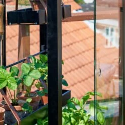 Serre Urbaine En Verre Trempé Avec Roulettes City - Juliana 38 Serre Urbaine En Verre Trempé Avec Roulettes City - Juliana -Jardin Serre Boutique serre veranda aluminium anthracite et verre trempe 44m juliana 16